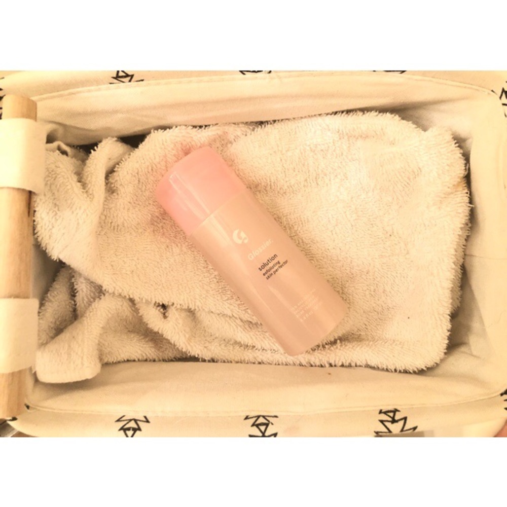 Glossier Solution